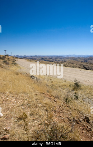 Il Pass Gamsberg Namibia fornisce un percorso attraverso le Highlands con scenari mozzafiato ma strade insidiose Foto Stock