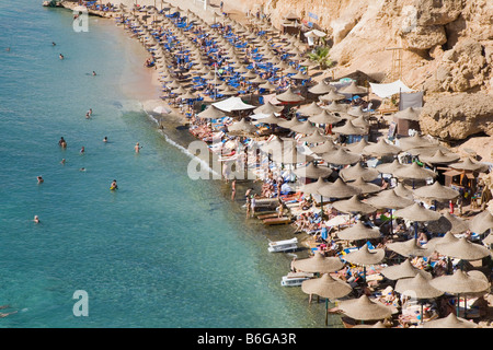 Vista della spiaggia di Sharm El Sheikh, Egitto Foto Stock