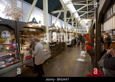 Dentro la città di Kuopio Market Hall ( Kuopion Kauppahalli ) , Finlandia Foto Stock