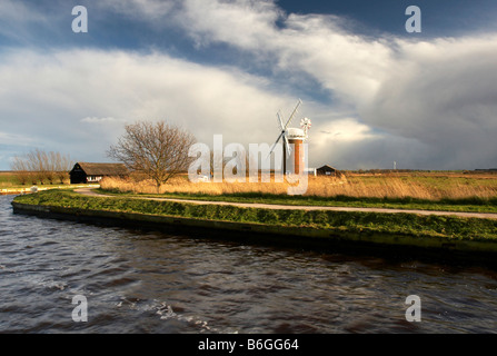 Il mulino a vento di Horsey / Mulino di drenaggio su Norfolk Broads Foto Stock