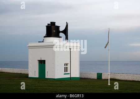 Souter faro stazione sirena antinebbia Lizard Point Marsden baia tra South Shields e Sunderland Tyne and Wear Nord Est Inghilterra Foto Stock