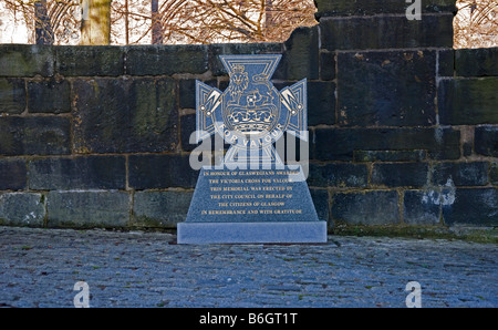 Victoria Cross Memorial Cathedral Square Glasgow Foto Stock