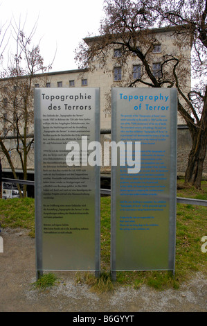 Topografia del terrore Exhibition e il centro di documentazione niederkirchnerstraße Berlino Germania Foto Stock