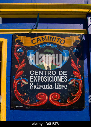 Immagine della cantante di tango Carlos Gardel su una parete a La Boca, Buenos Aires, Argentina. Foto Stock