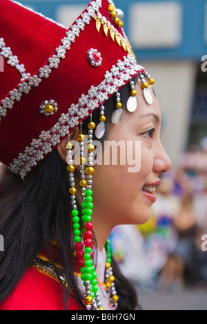 Ragazza in costume cinese Calgary Stampede Parade Alberta Canada Foto Stock