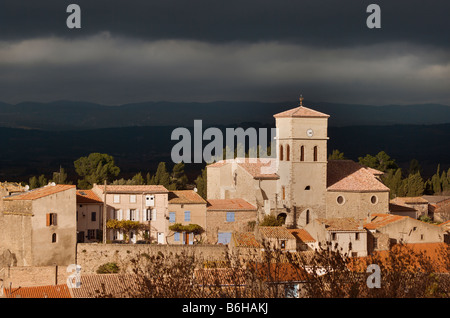 Il borgo medievale di Tourouzelle nella regione dell Aude Languedoc-Roussillon, Francia meridionale. Foto Stock