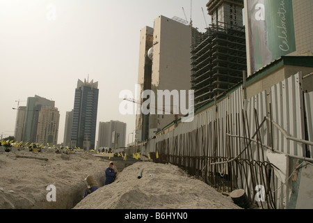 Progetto di costruzione nel centro di Doha, in Qatar. Foto Stock