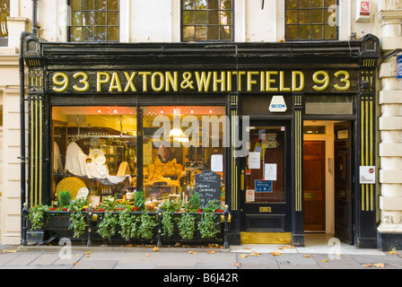 Paxton Whitfield gourmet shop in Jermyn Street a Londra England Regno Unito Foto Stock