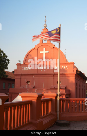 La Chiesa di Cristo con la bandiera malese, Melaka Foto Stock