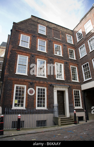 Dr Johnson's House, 17 Gough Square, dove visse e lavorò dal 1748 al 1759, Londra, Inghilterra. Foto Stock