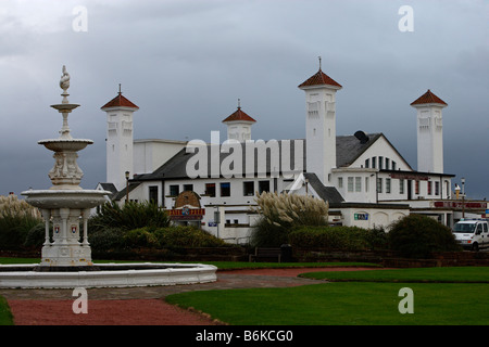 Ayr Ayr Pavilion Steven fontana commemorativa South Ayrshire Scotland Regno Unito Foto Stock