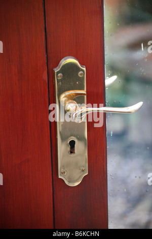 Una porta chiusa che illustra la sicurezza Foto Stock