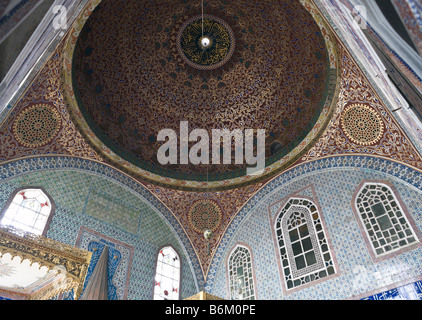 Camera da letto padiglione di Murad III, l'harem, Topkapi Saray Palace, Istanbul, Turchia Foto Stock