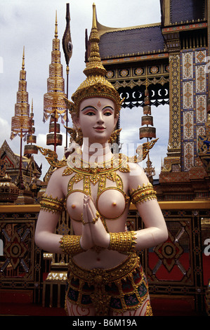 La tradizione tailandese ,decorativi Royal pira funeraria di Thai Principessa Galyani Vadhana , Sanam Luang ,Bangkok , Thailandia Foto Stock