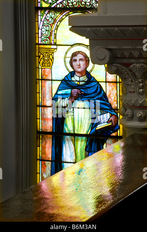 Saint Thomas Acquinas Vetrata, Medaglia Miracolosa Santuario, Philadelphia, in Pennsylvania, STATI UNITI D'AMERICA Foto Stock