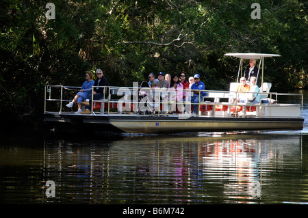 Homosassa Springs State Park Florida USA Visitatore tour in barca sul pepe Creek Foto Stock