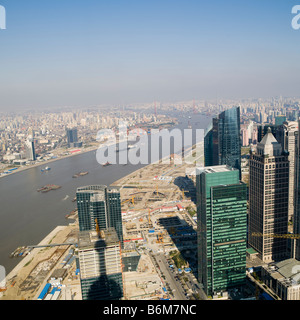 Elevata vedute panoramiche sul fiume Huangpu Shanghai in Cina Foto Stock
