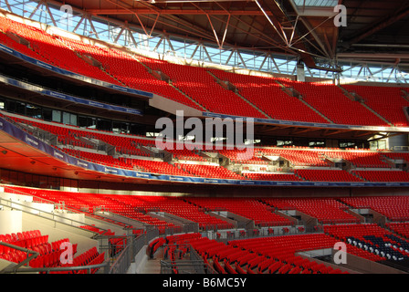 Il nuovo stadio di Wembley livelli da bassa vantage point numero 2700 Foto Stock