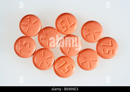 Clopidogrel (nome commerciale Plavix) Cuore Farmaco Foto Stock