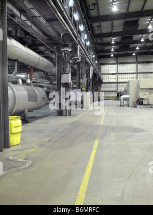 Tubi in Power Plant Industrial Interior, Minnesota, Stati Uniti d'America Foto Stock