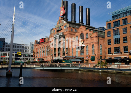 Un convertito power plant nel porto interno in downtown Baltimore, Maryland Foto Stock