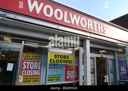 Magazzino Woolworths chiudere la vendita Foto Stock