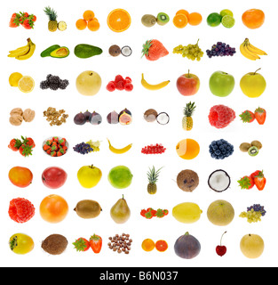 Grande raccolta di frutta isolato su uno sfondo bianco tutti i pezzi singolarmente fotografato in studio Foto Stock