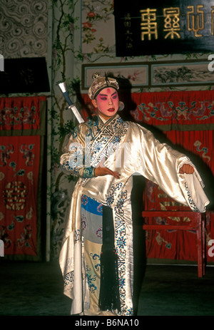 Attore cinese cinese, attori, attore, attori, scena di Addio mia concubina, Addio mia concubina, Pechino, Municipalità di Pechino, Cina, Asia Foto Stock