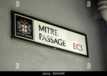 Cartello Mitre Passage Road, Londra, Gran Bretagna Foto Stock