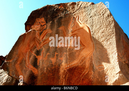 Le incisioni rupestri di Wadi Mathendous Foto Stock