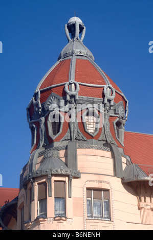 CUPOLA DI UNGAR MAYER PALACE progettato da EDE MAGYAR in uno stile art nouveau sulla piazza DUGONICS a Szeged Ungheria Foto Stock