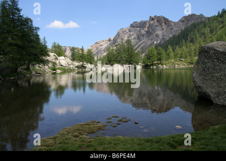 Lac Vert nelle Alpi Marittime francesi, il Parco Nazionale del Mercantour Foto Stock