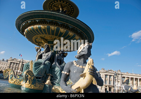 Parigi (75) 8e arr. Fontana del mare in Place de la Concorde. Francia Foto Stock