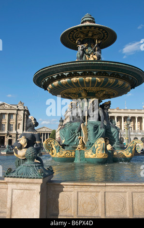 Parigi (75) 8e arr. Fontana del mare in Place de la Concorde. Francia Foto Stock