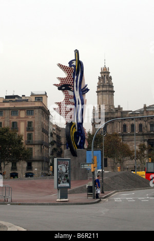 La testa (El Cap de Barcelona) da Roy Lictenstein [Waterfront, Maremagnum, Barcellona, in Catalogna, Spagna, Europa]. . Foto Stock