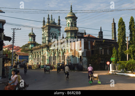 Mawlamyine Stato Mon MYANMAR Birmania Mawlamyaine Moulmein Kaladan moschea dissused ora Foto Stock