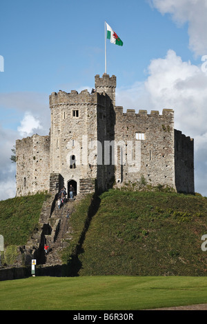 Il Normanno tenere, Castello di Cardiff, Galles Foto Stock