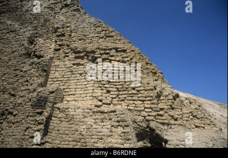 Adobe mattoni di fango in Huaca Cortada (parte della Huaca del Brujo complesso), vicino a Trujillo, Perú Foto Stock