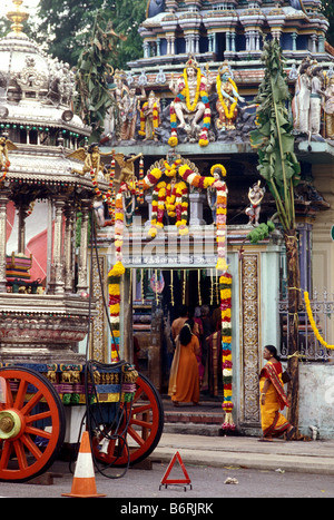 Thaipusam preparazioni festival tempio indù Chinatown di Singapore Foto Stock