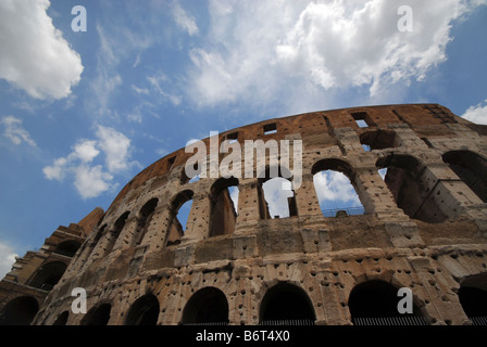 Colosseo a Roma, Regione Lazio, Italia Foto Stock