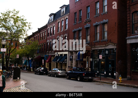 Strada nel vecchio quartiere del porto mi Portland Maine STATI UNITI D'AMERICA Foto Stock