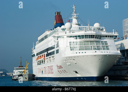 La stella nave da crociere Star pesci all'Ocean Terminal in Kowloon Hong Kong Foto Stock