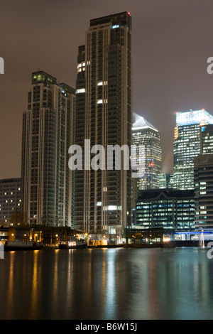 Penisola di Pan appartamenti residenziali Docklands di Londra Foto Stock