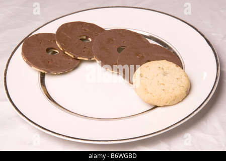 Piastra con 5 i cookie Foto Stock