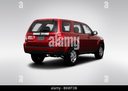 2009 Mazda Tribute in rosso - angolo posteriore vista Foto Stock