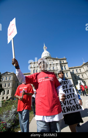 Protesta contro il mutuo pignoramenti detenute in Lansing, Michigan presso lo State Capitol Building Foto Stock