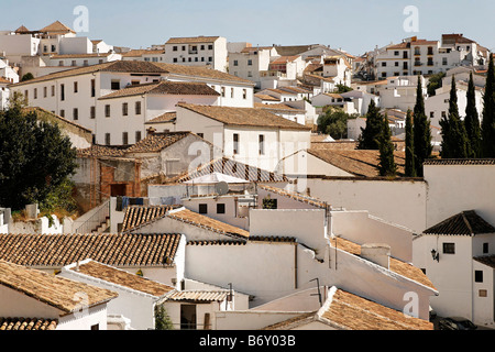 Ronda - un tipico bianco lavato vista villaggio in spagna andalusia europa Foto Stock