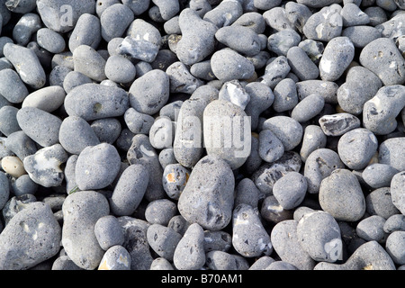 Mare di pietra focaia lavato i ciottoli sulla spiaggia di St Margaret's Bay  nei pressi di Dover Kent Foto stock - Alamy