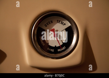 La temperatura del forno indicatore su una Reyburn Foto Stock