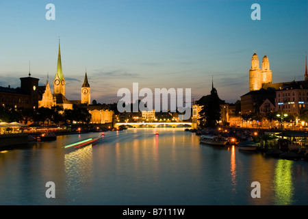 Gröss Muenster in Zurigo Svizzera Foto Stock